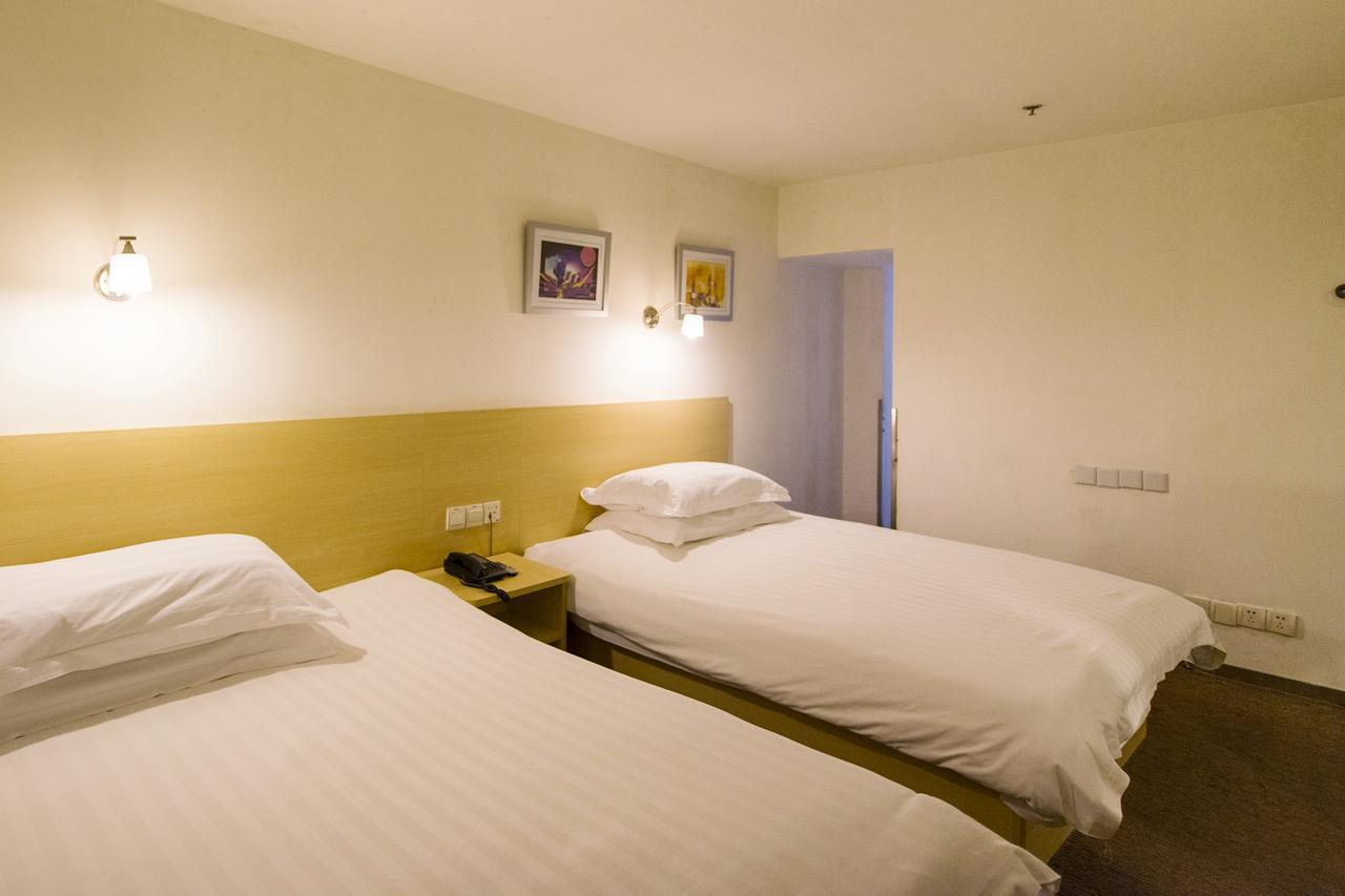 Motel Zhenjiang Jiefang Road Экстерьер фото